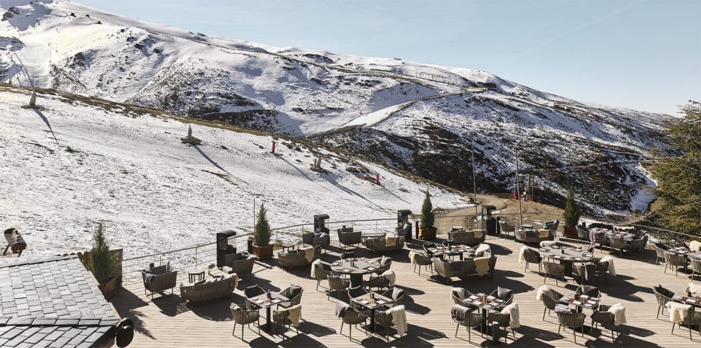 Restaurante a pie de pista en Sierra Nevada